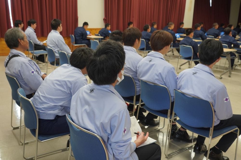 宮崎県建設技術センターにて、宮崎県産業開発青年隊の皆様に出前授業をさせていただきました！