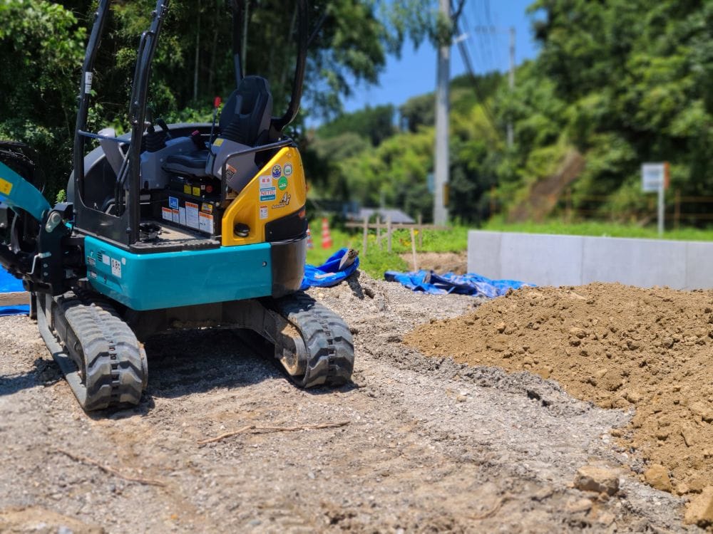 地質調査部の現場!場所は国富!建物、道路、作れるのか作れないのか、その答えは地中深くにある。